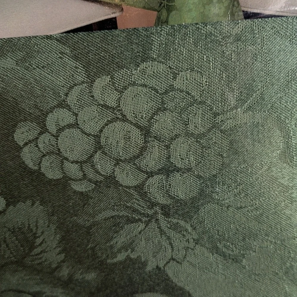 New VTG Autumn Harvest Cabernet Sage Green Damask Tablecloth 60x120 Oblong Grape